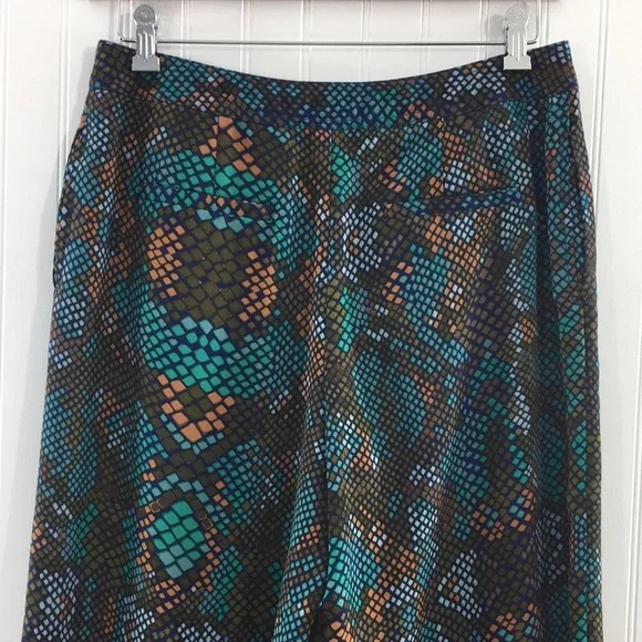 Anthropologie Essential Cullote‎ Cropped Pants Blue Green Womens 8 Snakeskin - Picture 4 of 10